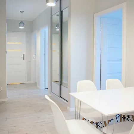 Summer Ocean Apartment